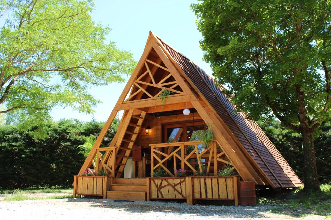 Habitat Createur - Hebergements Insolites Au Camping Municipal "Les Ecureuils" Recoubeau-Jansac Екстер'єр фото