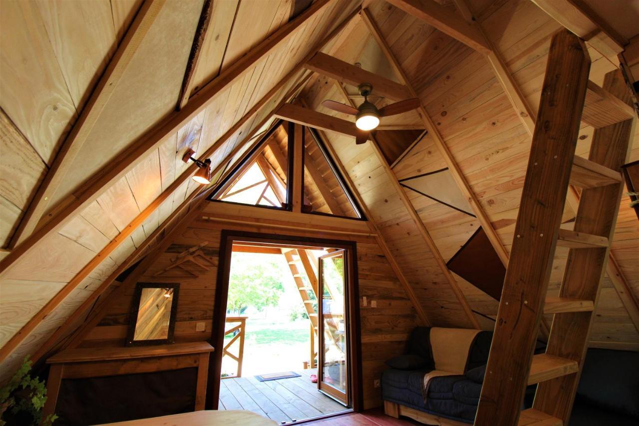 Habitat Createur - Hebergements Insolites Au Camping Municipal "Les Ecureuils" Recoubeau-Jansac Екстер'єр фото