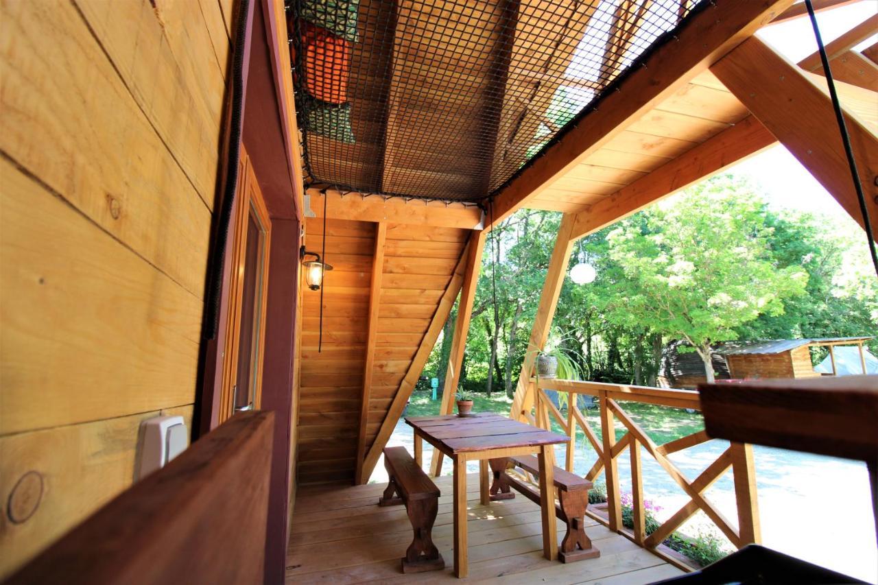 Habitat Createur - Hebergements Insolites Au Camping Municipal "Les Ecureuils" Recoubeau-Jansac Екстер'єр фото