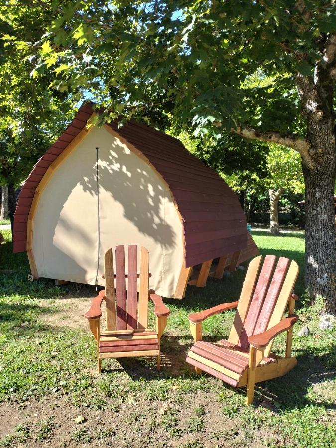 Habitat Createur - Hebergements Insolites Au Camping Municipal "Les Ecureuils" Recoubeau-Jansac Екстер'єр фото