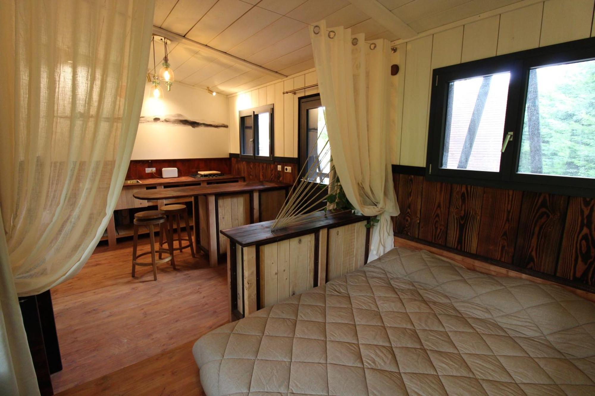 Habitat Createur - Hebergements Insolites Au Camping Municipal "Les Ecureuils" Recoubeau-Jansac Екстер'єр фото